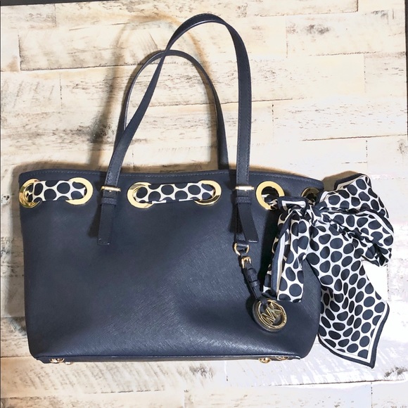 MICHAEL Michael Kors Handbags - Michael Kors Small Jet Set Scarf Tote